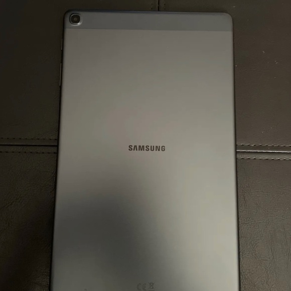 Samsung Galaxy Tab A - Picture 1 of 5